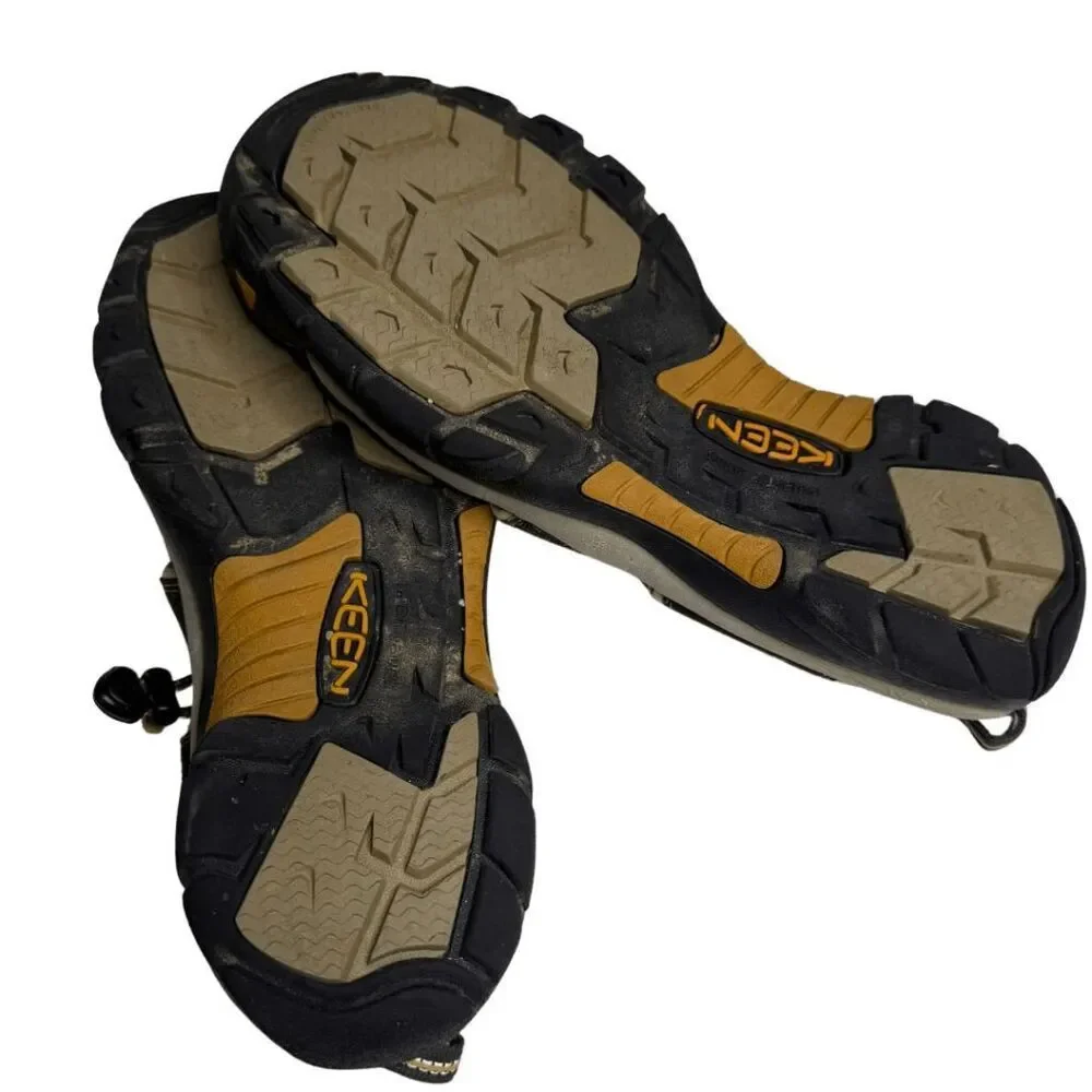Keen Men's‎ Closed Toe Newport Sandals Black Cream Size 11.5
